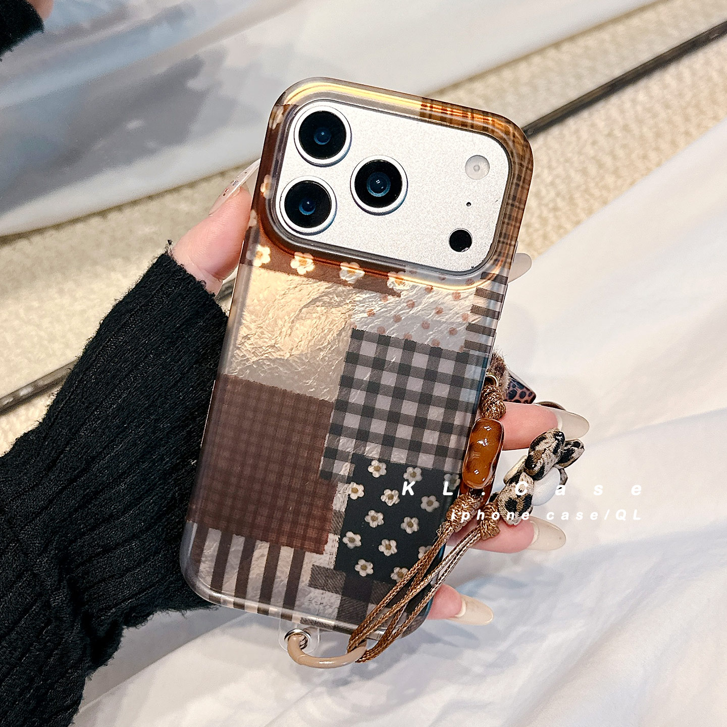 适用于iPhone亚克力小众手机壳