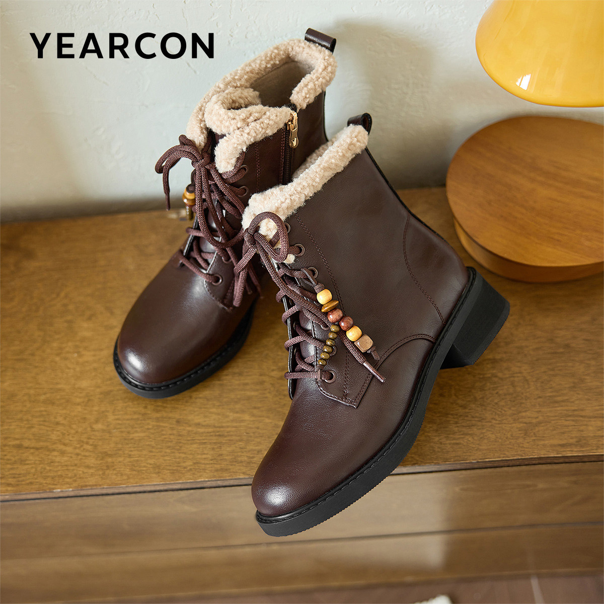 意尔康厚底马丁靴女2025冬季新款加绒短靴西部靴配裙子串珠机车靴