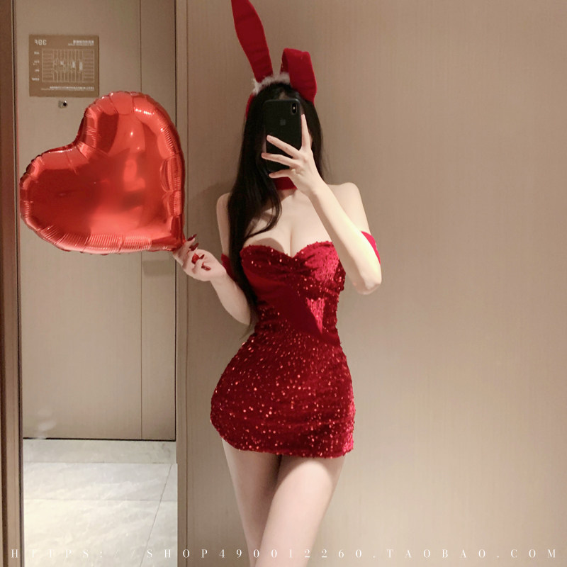 性感甜辣妹夜店包臀连衣裙