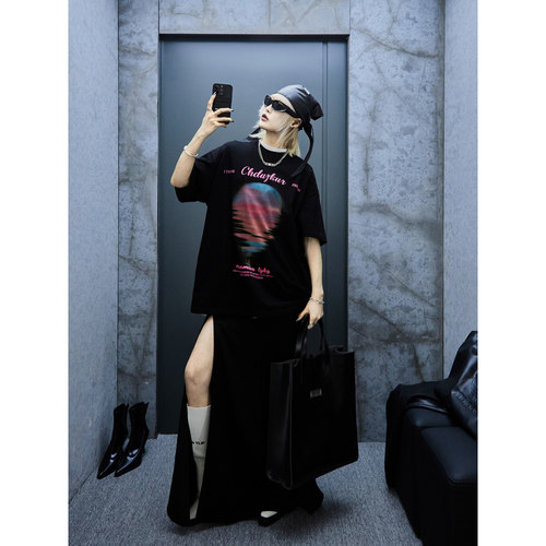 ON9 STORE 不一样情侣装！City-Pop日落太绝了！复古情侣短袖T恤