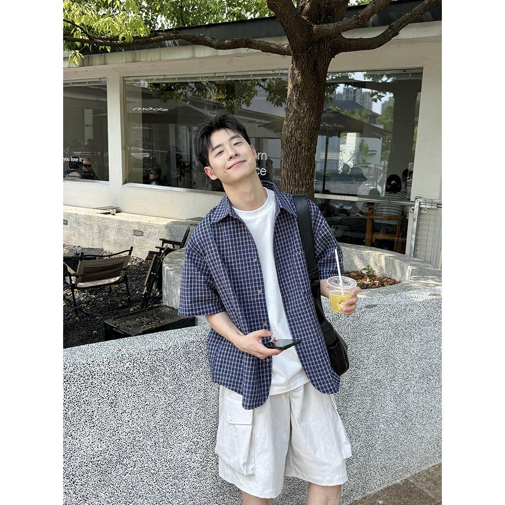 藏青泡泡棉格子短袖衬衫男生2026新款夏季百搭宽松休闲衬衣纯棉