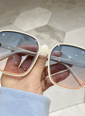 Fashion Designer Square Sunglasses Woman Retro Vintage Gradi