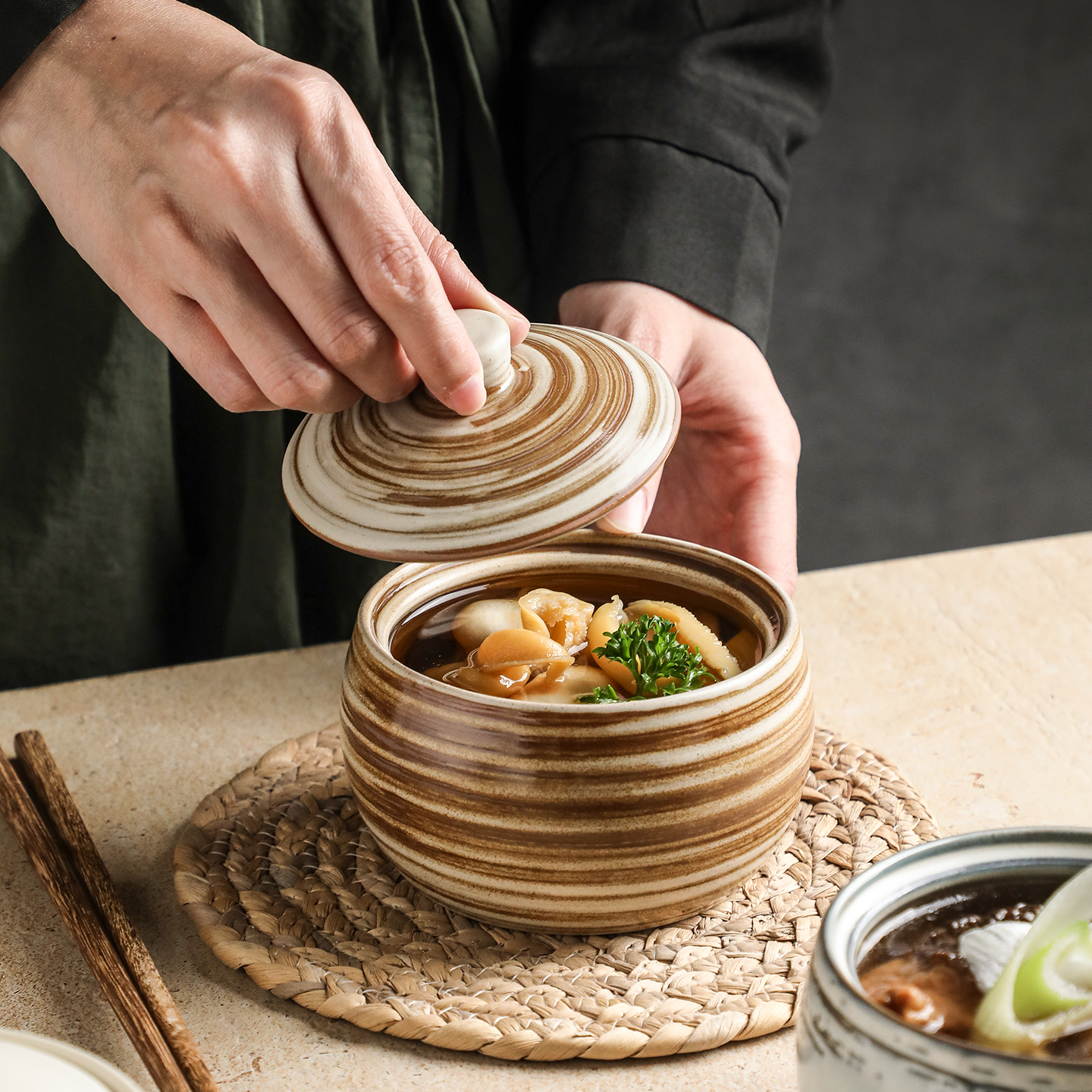 日式复古陶瓷隔水炖盅带盖小碗酒店餐具高级感蒸蛋盅汤盅糖水炖盅