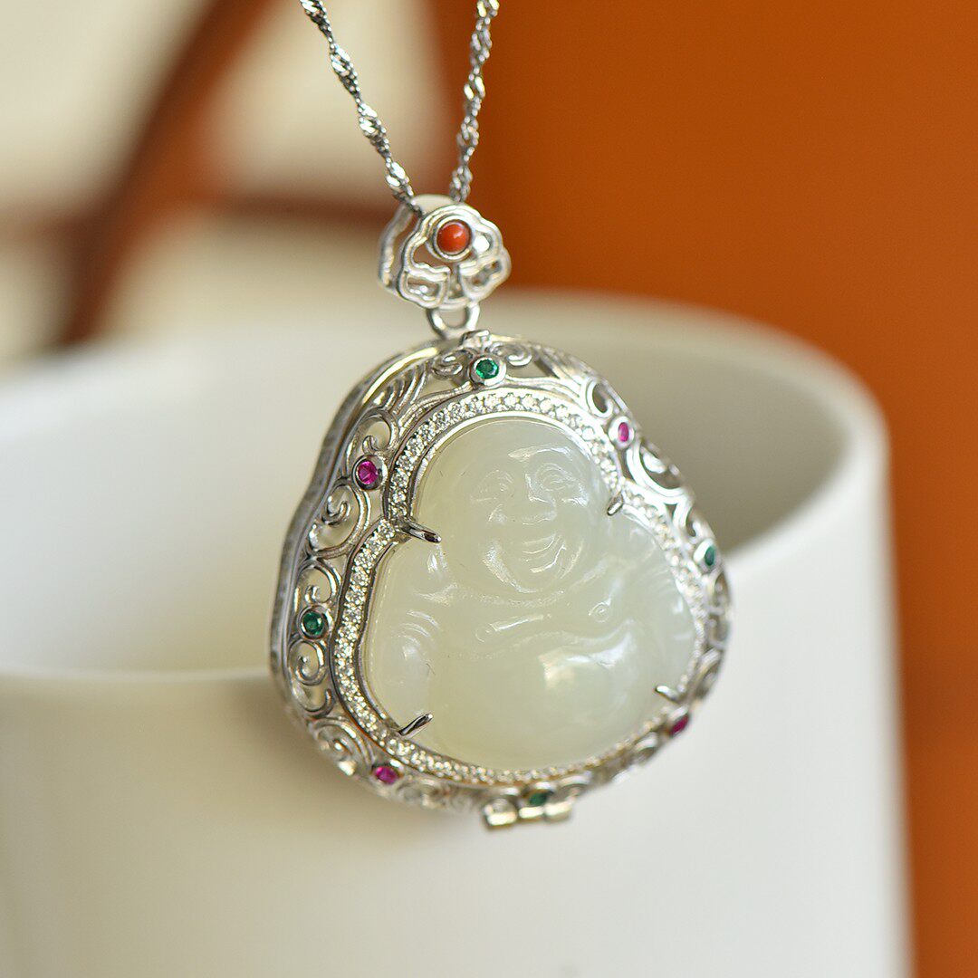 S925银镀18K金镶嵌天然新疆和田玉弥勒佛吊坠女款挂件玉坠玉佩