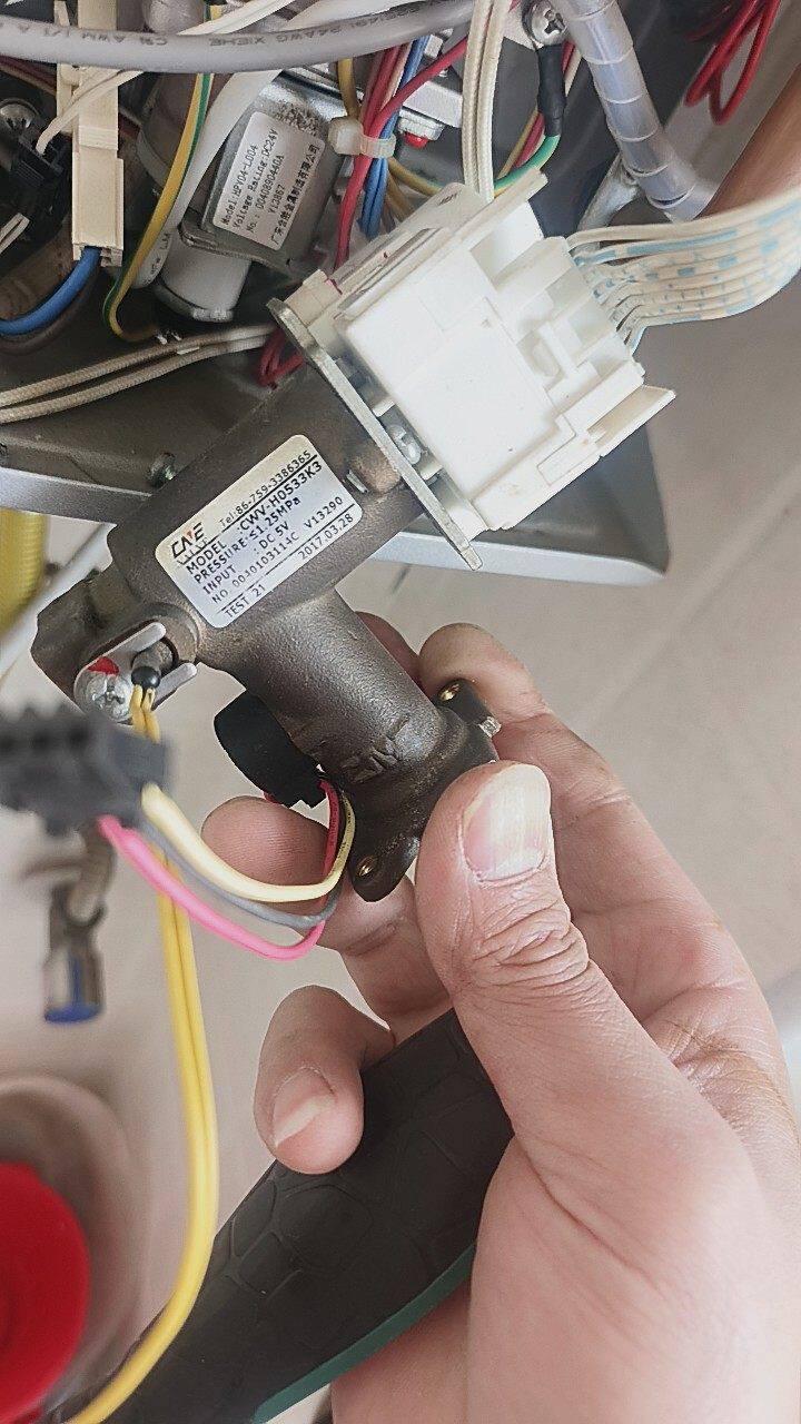 海尔热水器水量伺服器 海尔燃气热水器水比例阀流量传感器组件