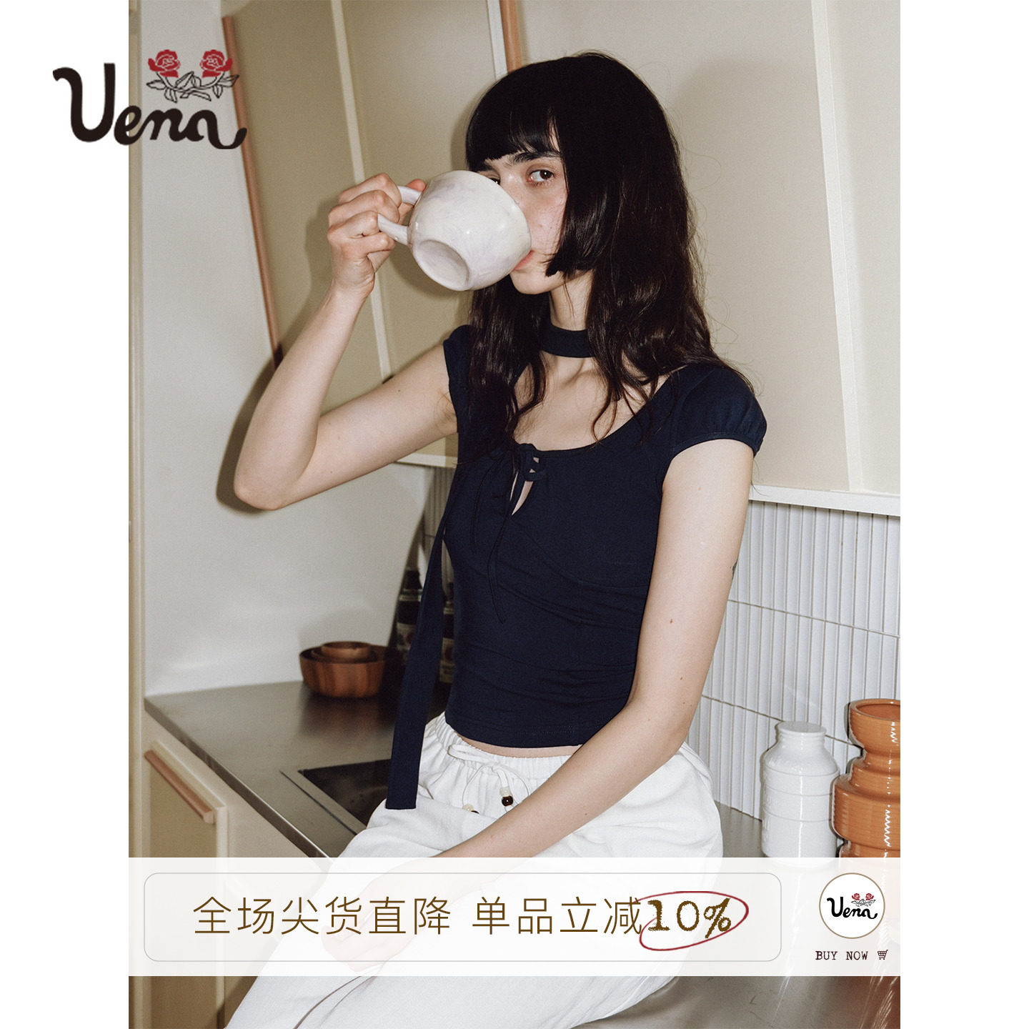 Uena胸前绑带泡泡短袖大圆领T恤图片