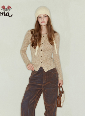 【柒柒Moon直播间】Uena驼色花纱圆领针织开衫正肩修身长袖T恤