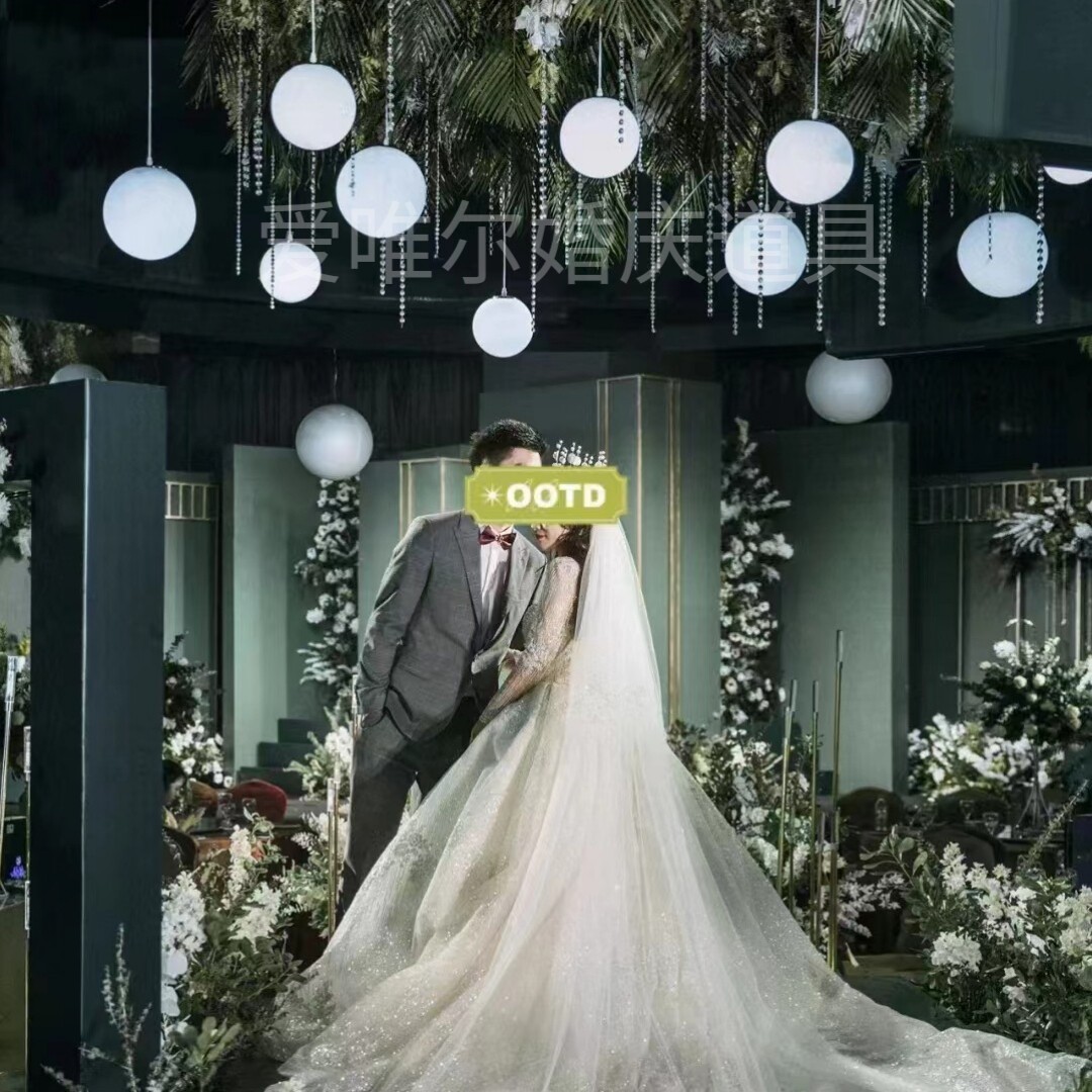 婚庆道具奶白球吊灯白色圆球灯