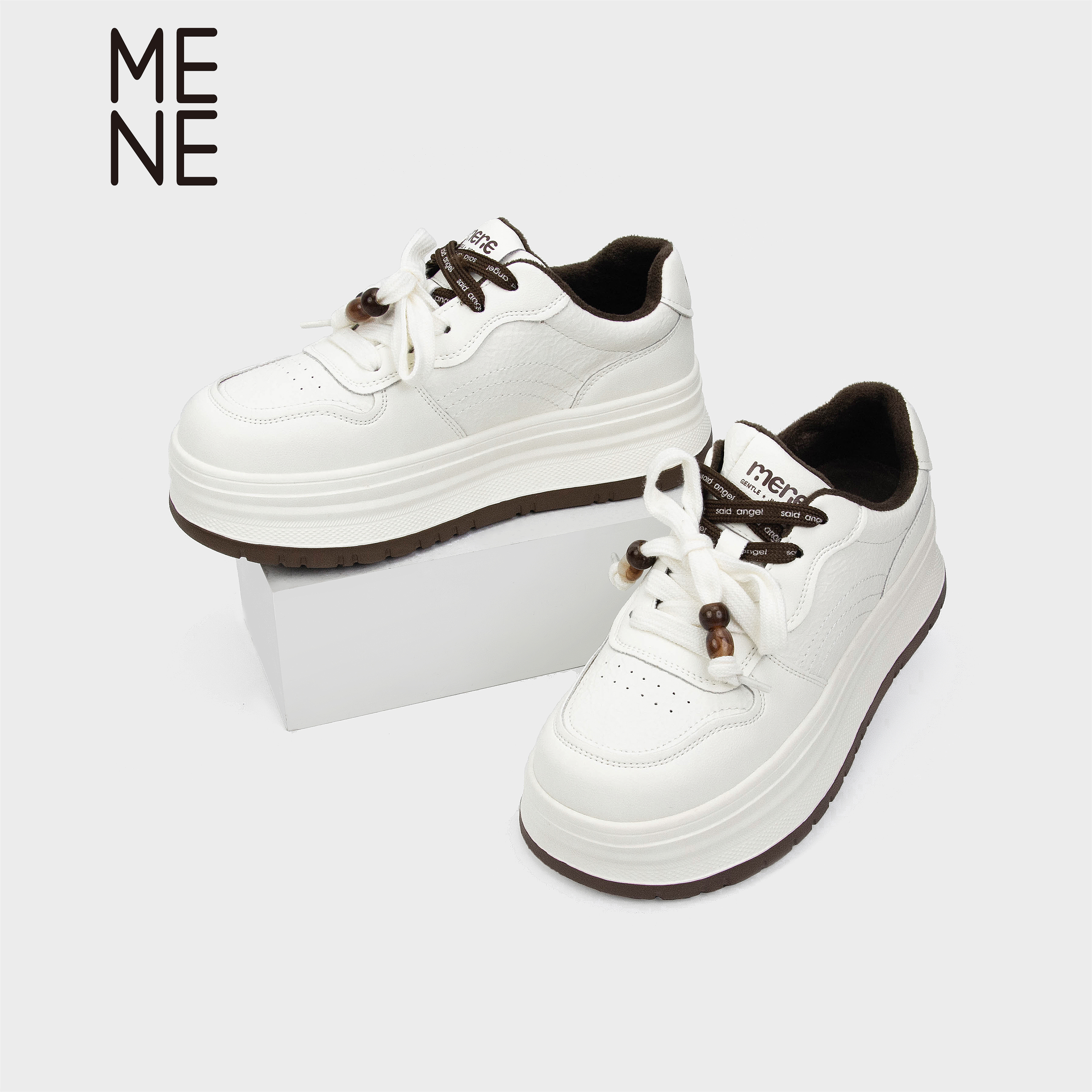 MENE真皮薄绒小白鞋休闲板鞋