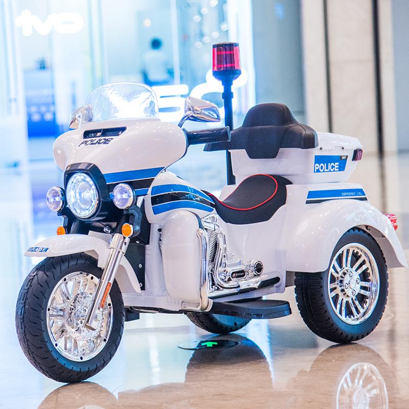 萨马特1-6岁儿童电动车双人警车