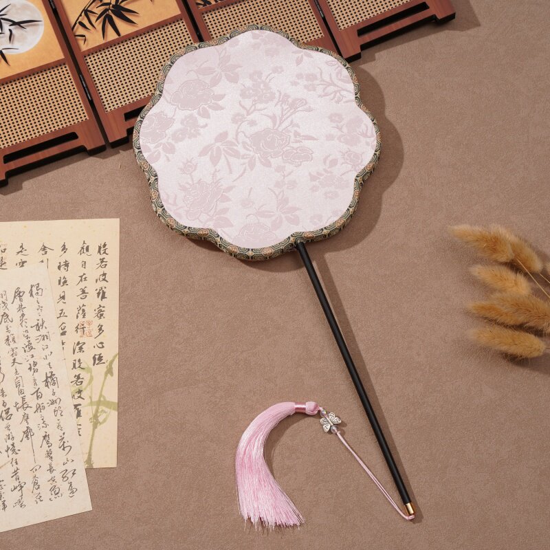 粉色繁花绣花团扇汉服手持扇