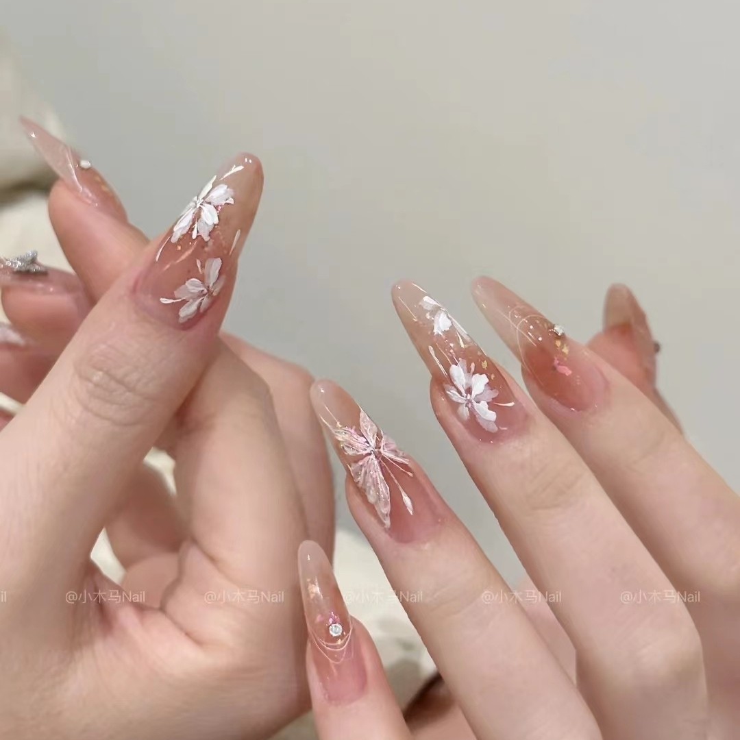 新品手工定制成品假指甲光疗穿戴甲蝴蝶手绘花卉美甲孕妇新娘显白