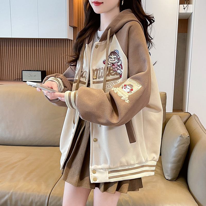 美式刺绣棒球服外套女春秋季少女卫衣2026新款初高中学生大童夹克