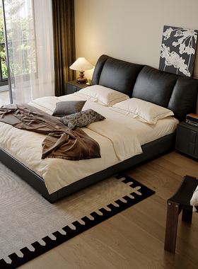 新款真皮床现代简约1米8双人主卧室高端大气实木软包储物黑色大床