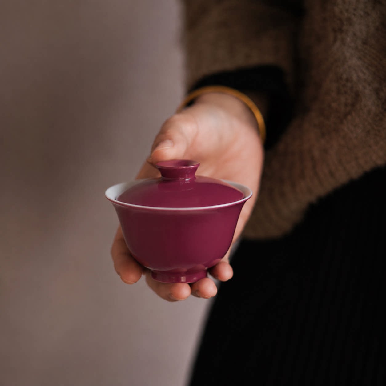 元煦窑茶具色釉胭脂红二才盖碗