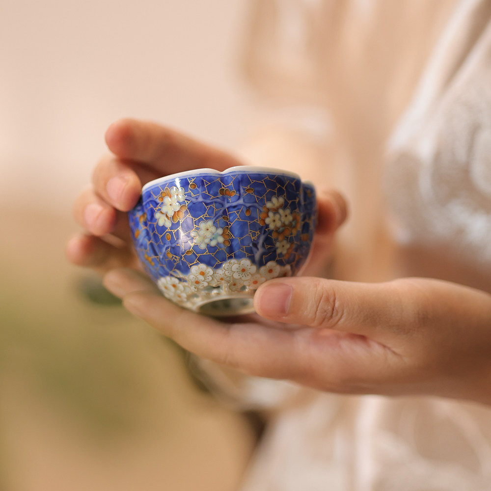 玗琪轩茶具青花斗彩雕刻冰梅杯