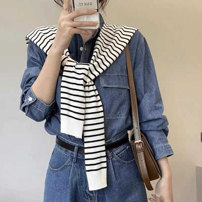 牛仔衬衫女2024新款春秋韩版宽松设计感外搭披肩女转减龄休闲套装
