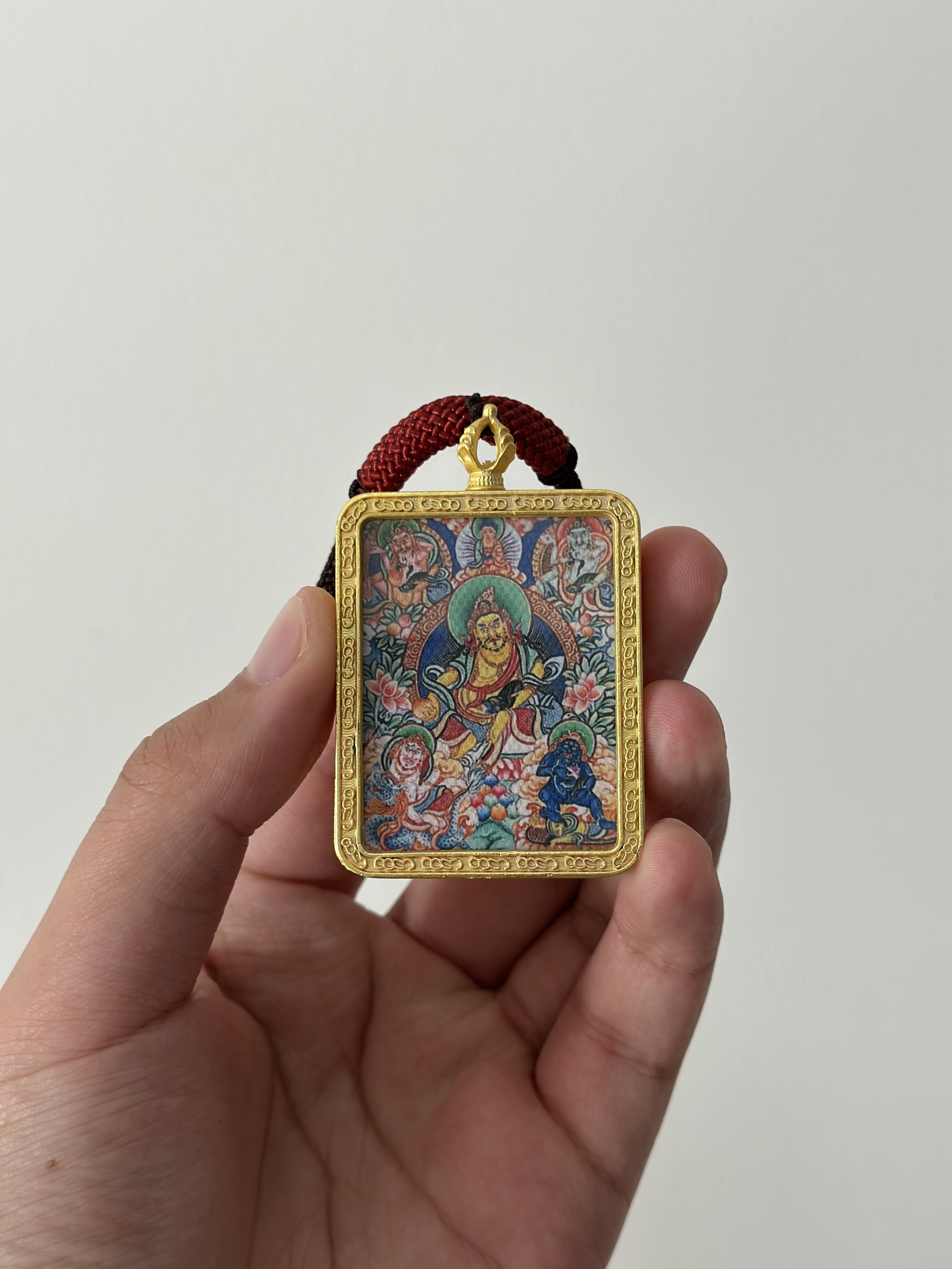 西藏藏族民族风五路财神金牌唐卡吊坠项链毛衣链黑金网红同款礼品