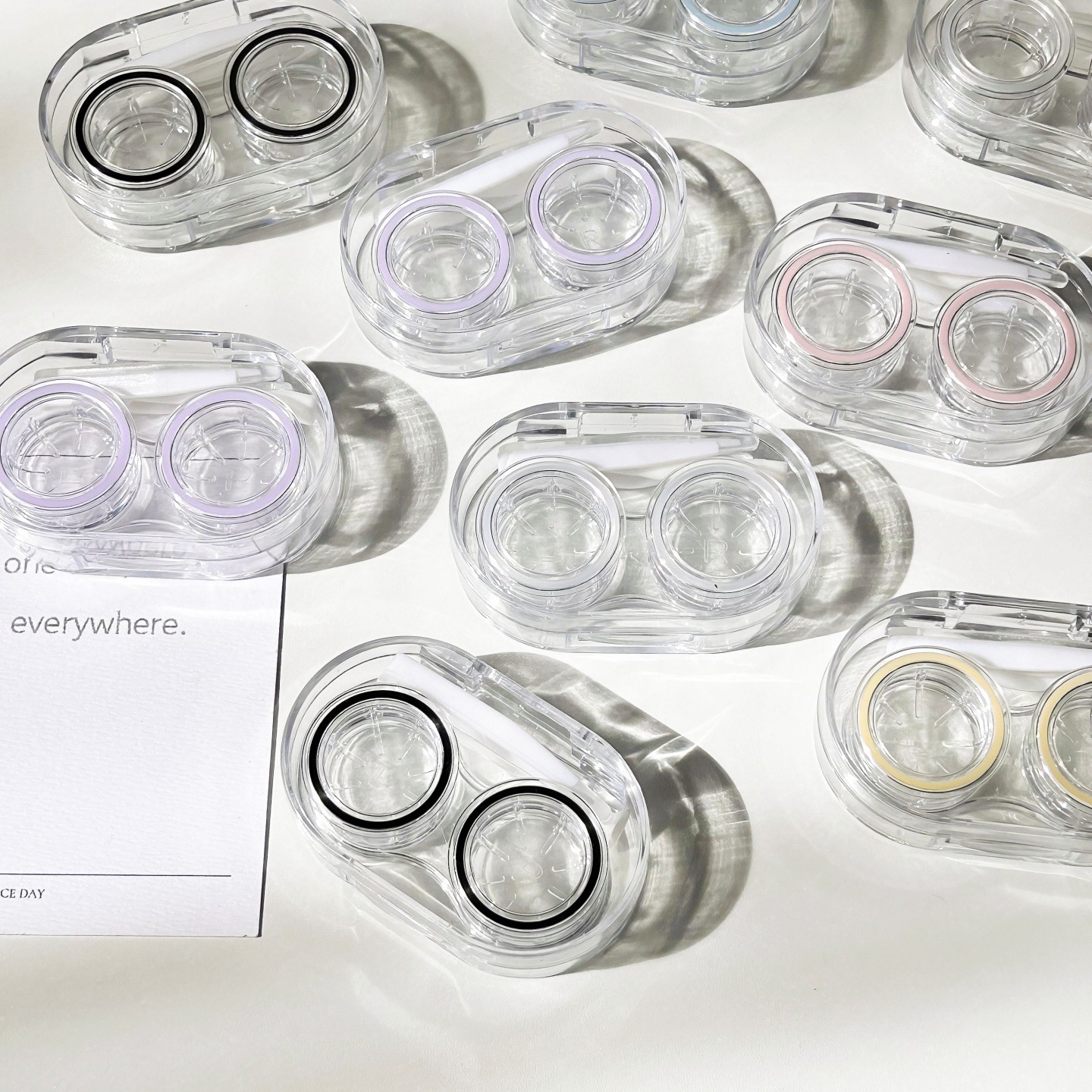 无需拧盖简约隐形眼镜盒便携式透明美瞳盒护理盒一体式收纳伴侣盒