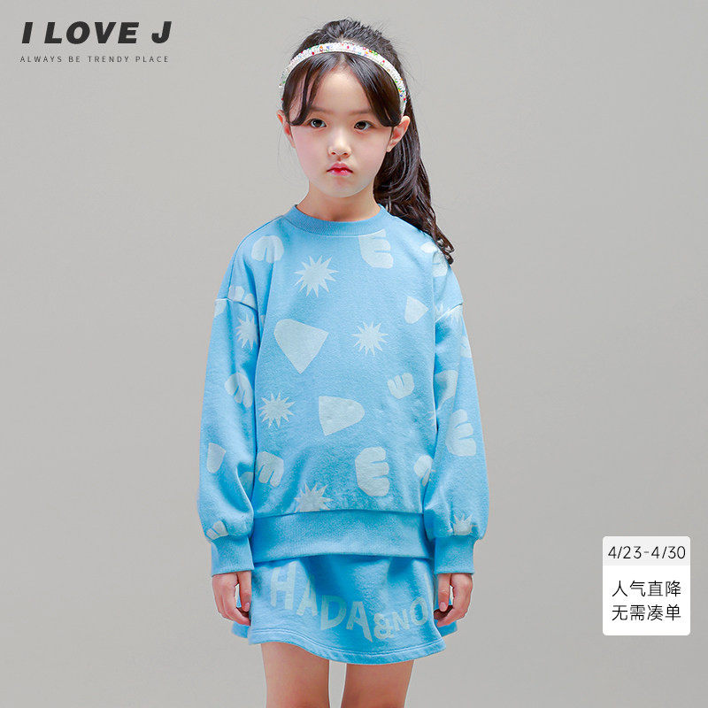 ILOVEJ童装不规则印染卫衣T恤儿童春装女童蓝色圆领上衣/JVSTO89