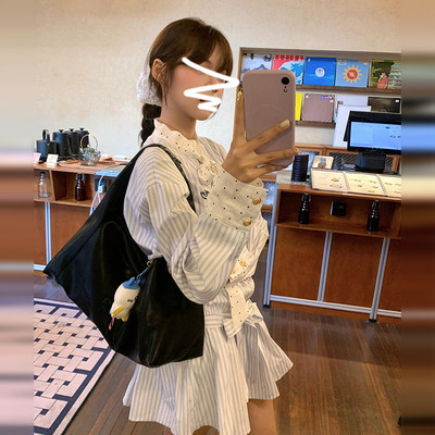 小个子韩系学院风条纹衬