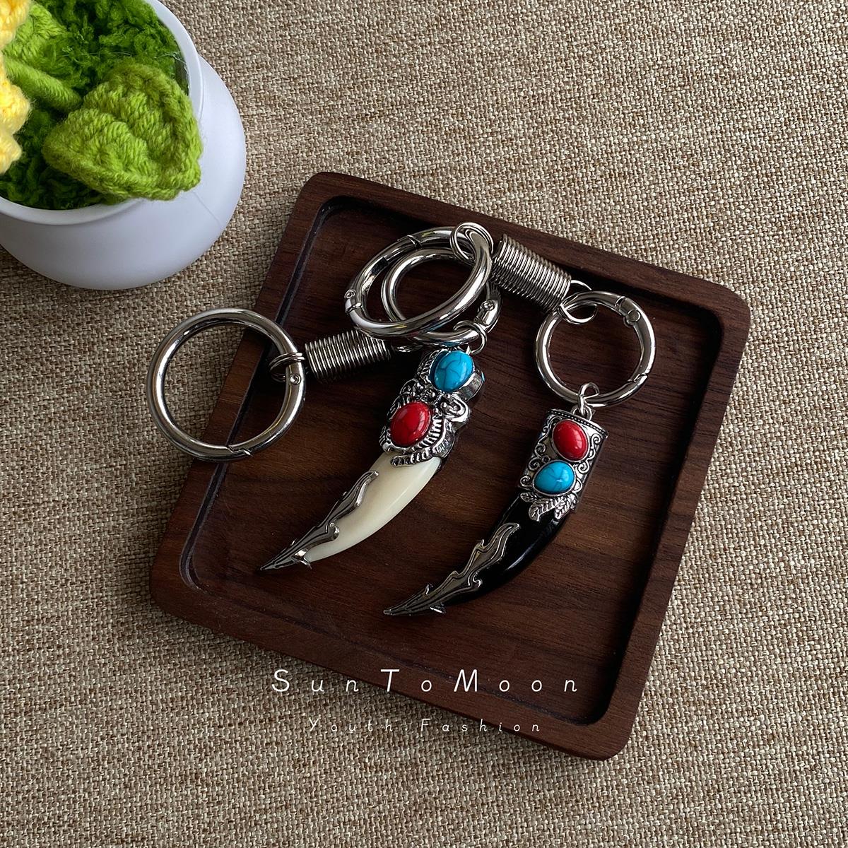 民族风创意仿真狼牙复古钥匙扣个性男士钥匙链书包挂件配饰小礼物