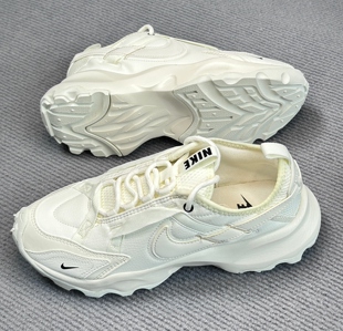 耐克Nike TC 7900女子运动复古休闲跑步厚底老爹鞋DD9682-100