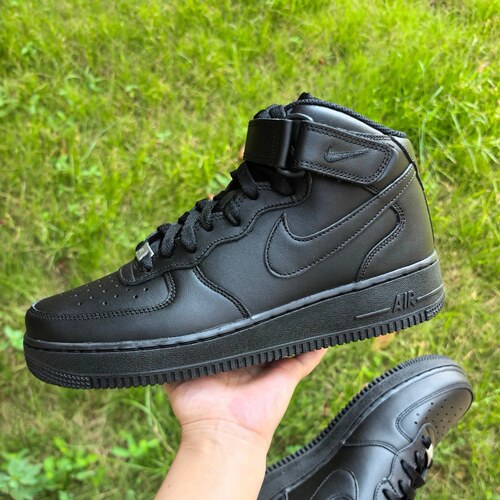 耐克Nike Air Force 1空军一号皮黑武士魔术贴中帮板鞋CW2289-001