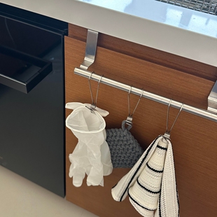 厨房抹布架免打孔不锈钢毛巾架柜门背式挂钩毛巾架收纳置物架挂杆