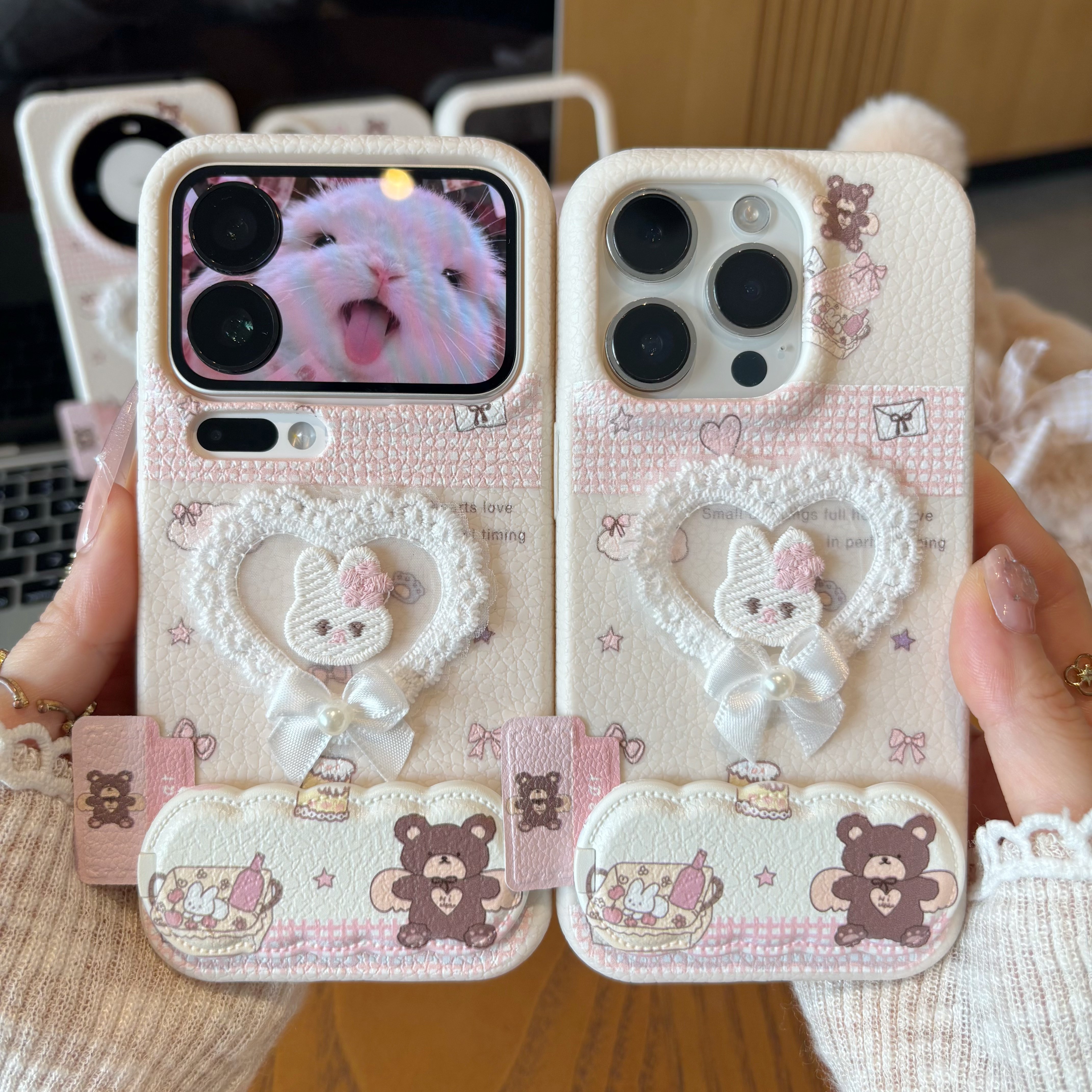 爱心兔子支架适用苹果18promax手机壳iPhone16/15新款14创意13华为PURA90磨砂皮纹vivoS60小米17红米K90oppo