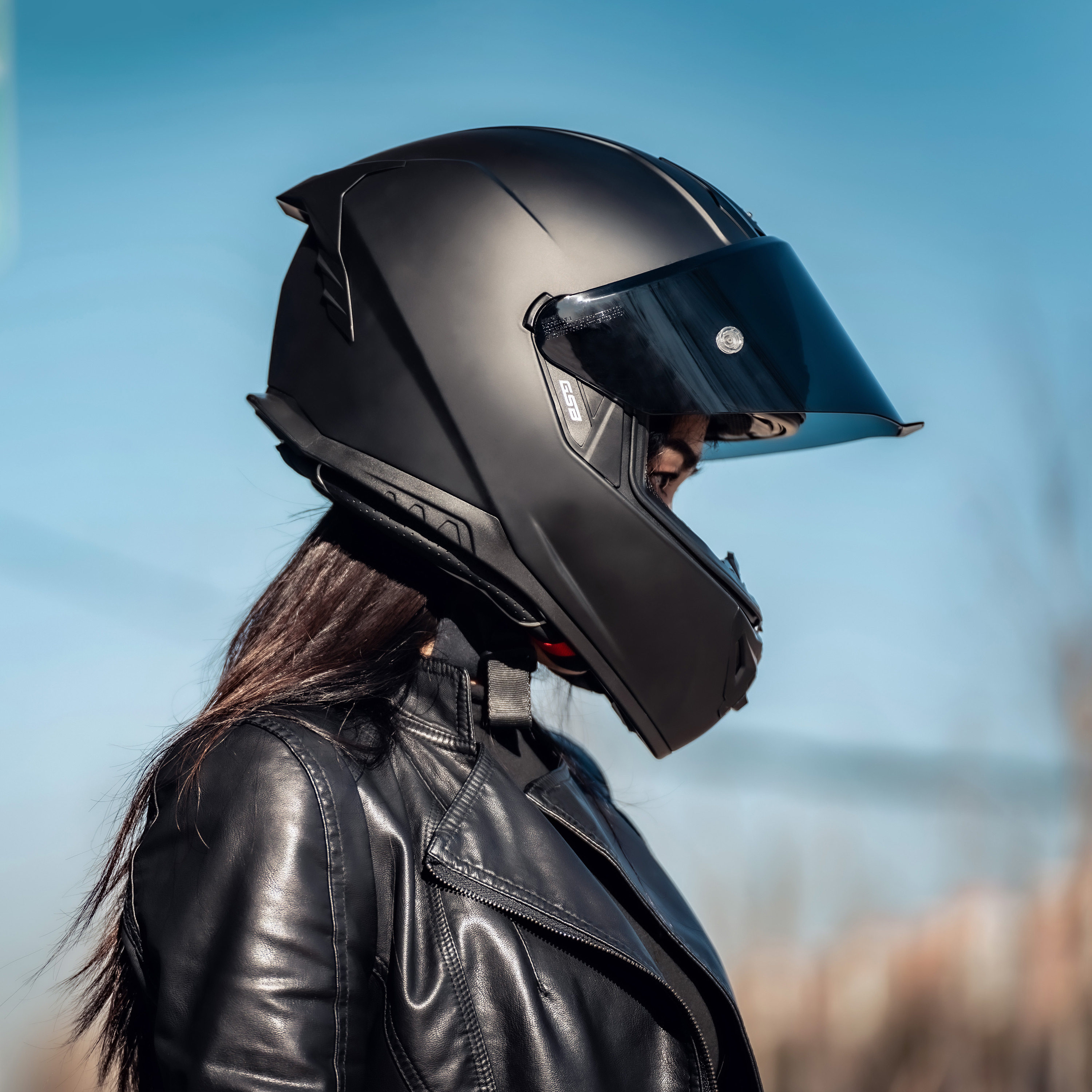 gsb361摩托车头盔男女全覆式机车个性赛车安全头盔四季款街车头盔