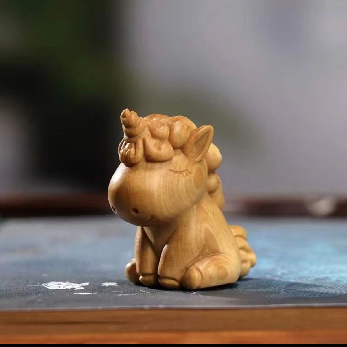 崖柏木雕独角兽可爱实木