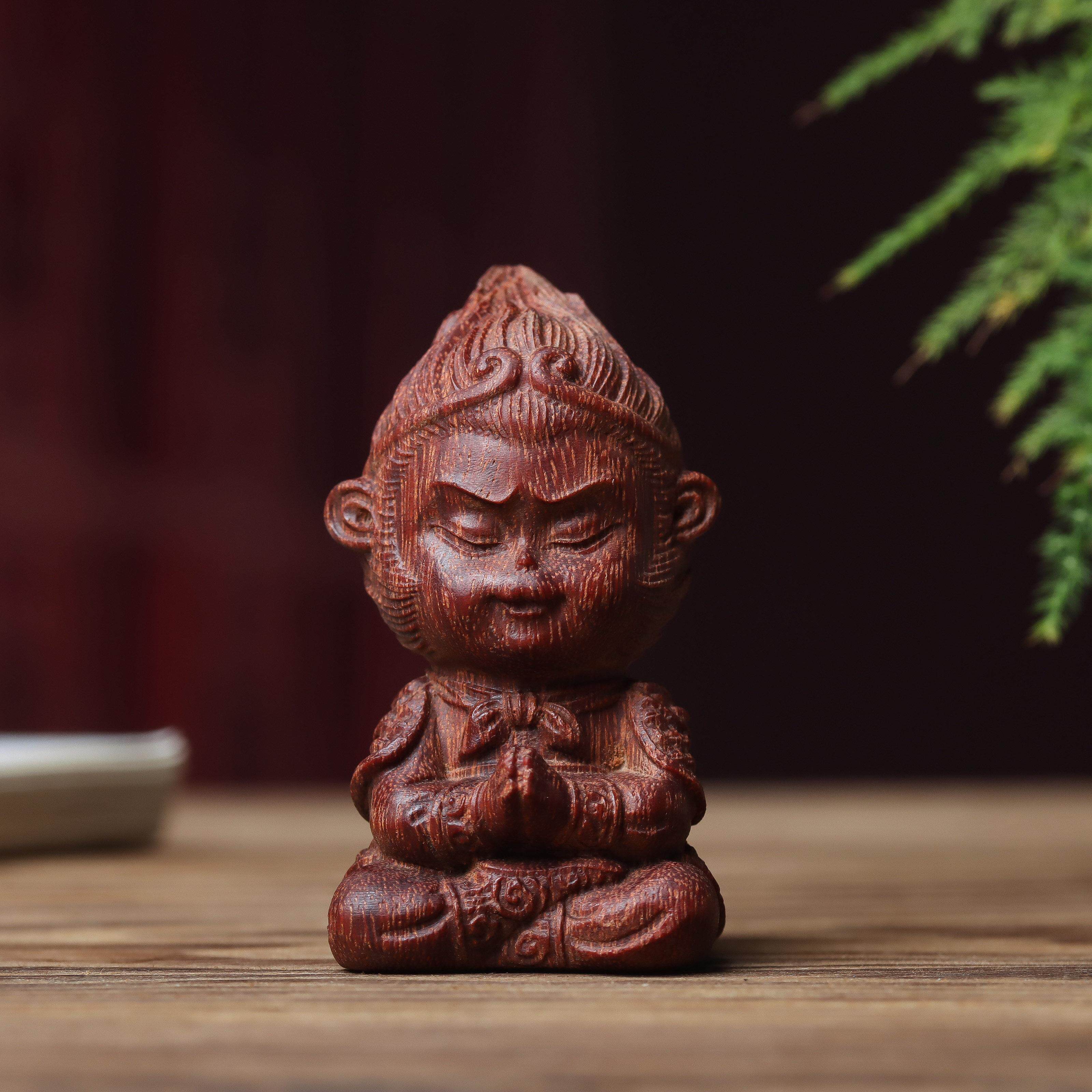 小叶紫檀木雕刻斗战圣佛