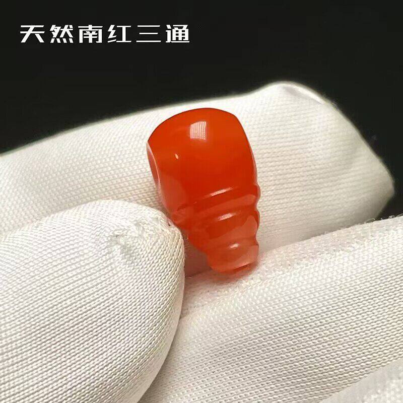 天然原矿南红三通配珠樱