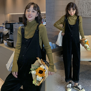 孕妇背带裤秋冬套装孕中期宽松大码春秋外穿裤子灯芯绒潮妈两件套