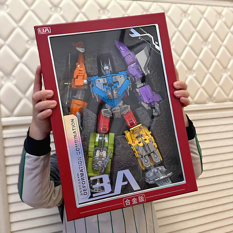 粤星海陆空变形战队套装儿童男孩玩具坦克母舰合金版手办模型