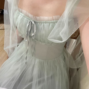 绝美超漂亮设计感绿色网纱吊带连衣裙女夏海边度假氛围感气质长裙
