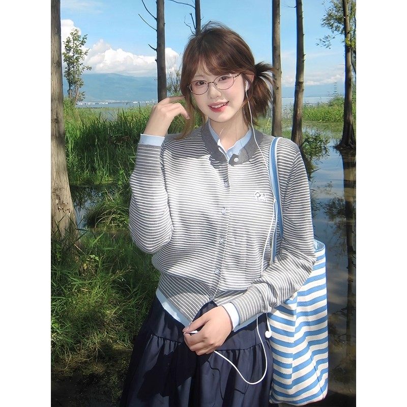 灰色假两件长袖针织开衫女秋季穿搭韩系条纹拼接修身显瘦毛衣外套