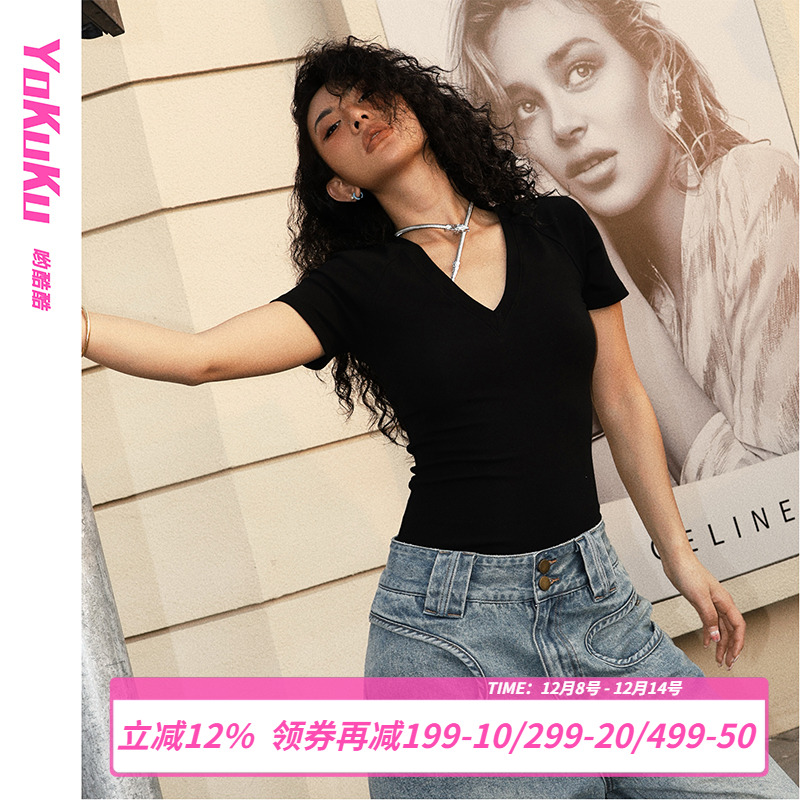 哟酷酷V领短袖T恤上衣女