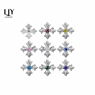 LUCKJAY F136钛合金莫桑石鸢尾花十字架克罗耳钉穿刺平底内螺旋