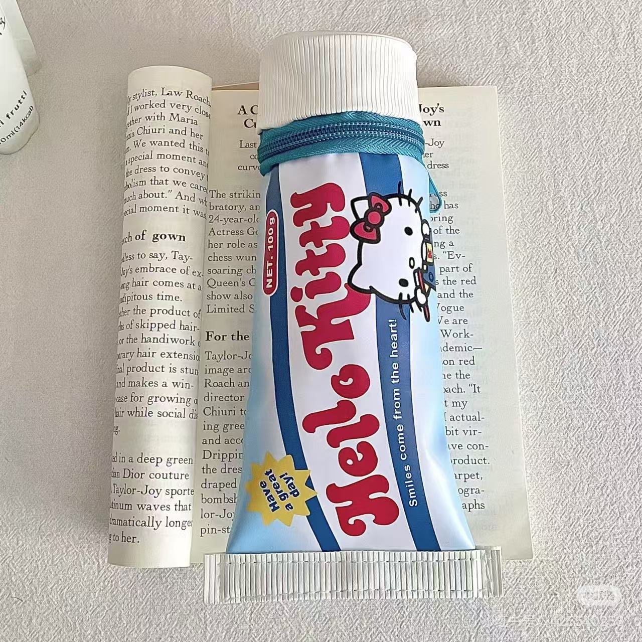 Kitty仿真创意牙膏笔袋搞怪学生桌面整理文具盒大疆pocket3收纳包