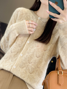 买一送3️⃣ 100纯羊毛女软糯毛衣重工镂空鼓包设计感圆领上衣