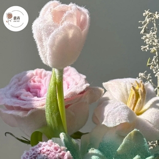 圣诞植绒玫瑰落雪玫瑰仿真雪花喷雪喷色花束装饰花艺雪花包装材料