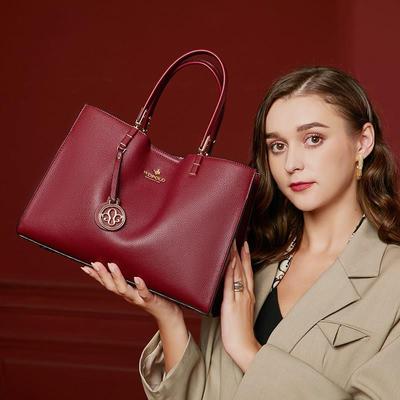 高级感妈妈包2025新款中年结婚包红色包大气婆婆大容量女士手提包