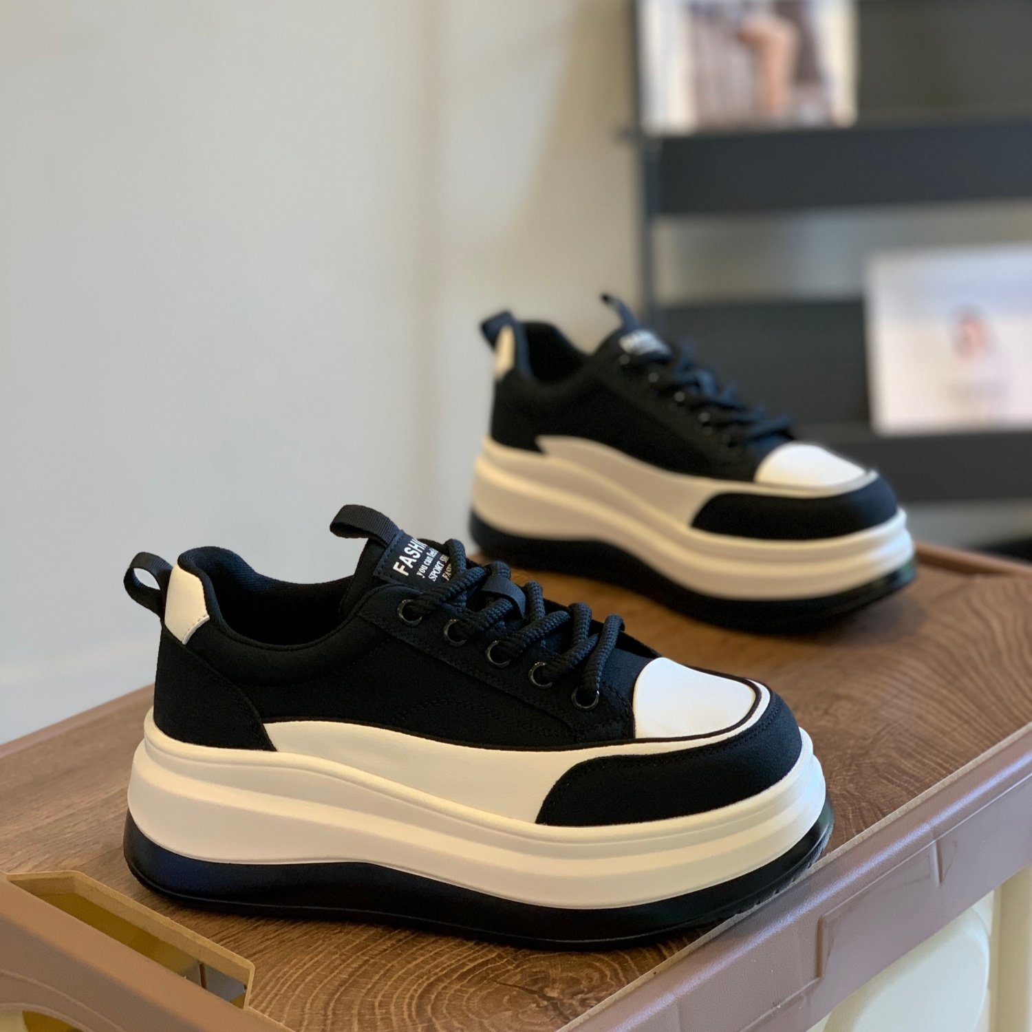 小众韩版复古松糕厚底板鞋女2025秋冬新款百搭时尚拼色休闲小白鞋,女鞋,时尚休闲鞋,淘宝优惠券,粉丝福利购,淘宝优惠卷