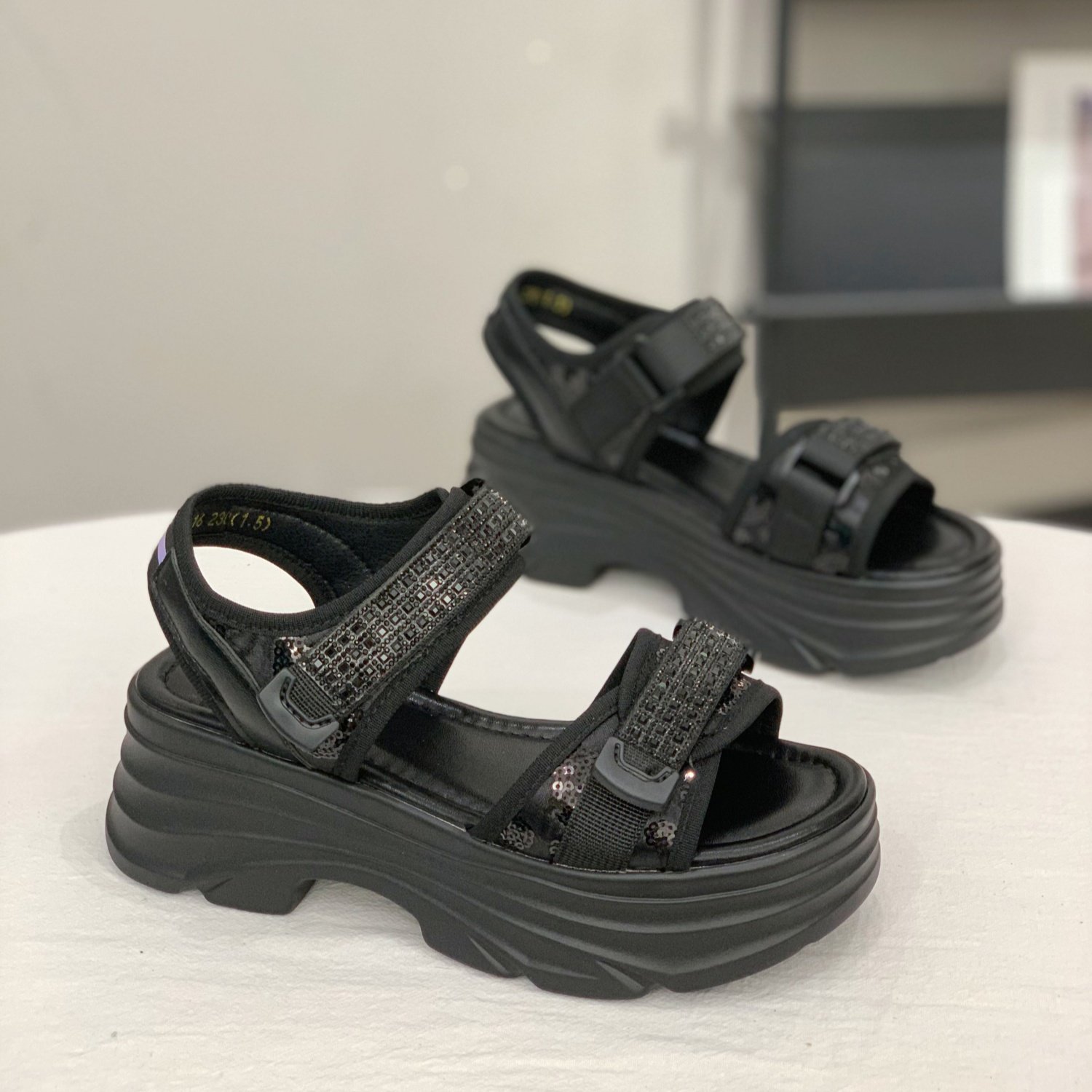 罗马运动凉鞋女2025夏季新款百搭轻便松糕厚底魔术贴一脚蹬沙滩鞋,女鞋,罗马凉鞋,淘宝优惠券,粉丝福利购,淘宝优惠卷