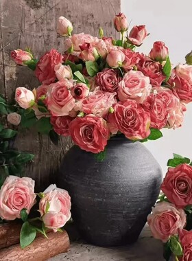 手捧花焦边玫瑰仿真花高级感逼真假花花束摆件客厅插花干花装饰花