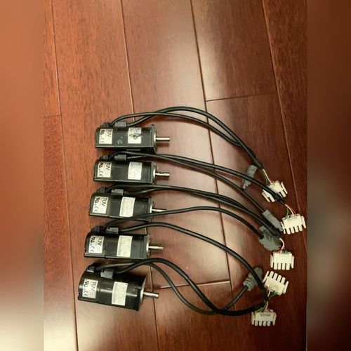 安川电机SGMAH-01BAA21 轴有加工过平面 功能好 议价