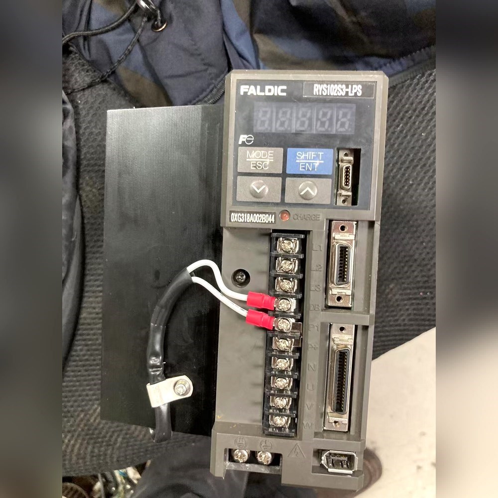 RYS102S3-LPS富士驱动器件功能完好质保三个 议价