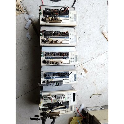 施耐德驱动器LXM23DU10M3X三台LXM23DU07 议价